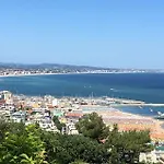 Hotel Lux 3*