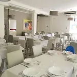 Lux Hotel