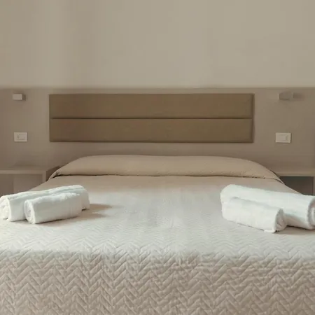 Hotel Lux 3*