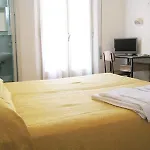 Hotel Lux