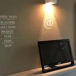 Hotel Lux 3*