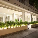 Hotel Lux