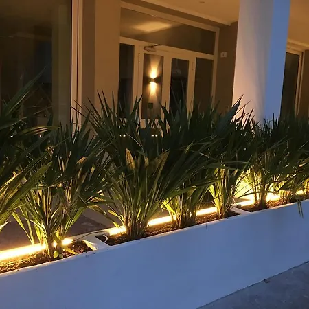 Hotel Lux