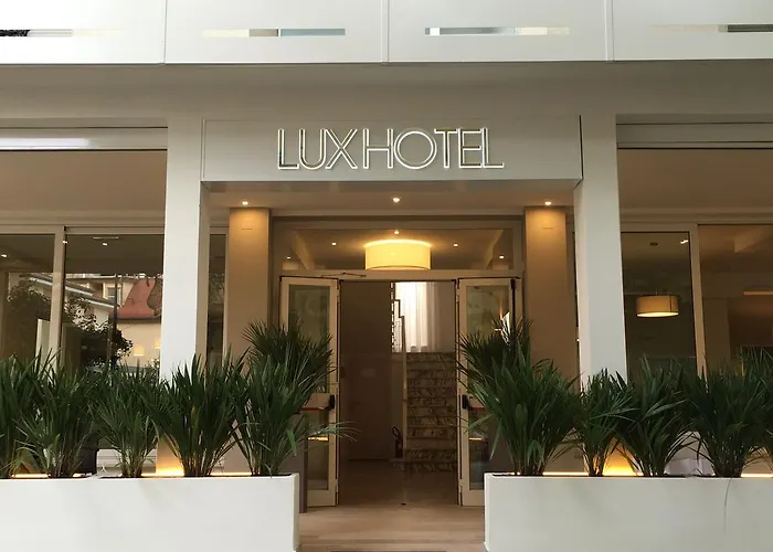 Lux Szálloda
